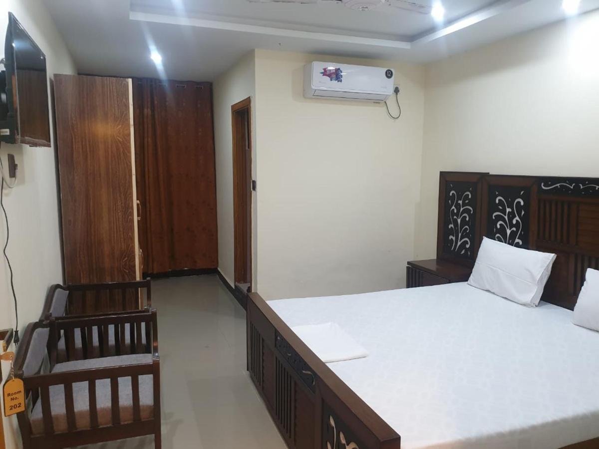 Dream Night Hotel Islamabad Exterior photo